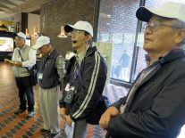 ガイド役をご担当いただいた4人の方々