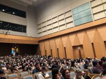 開演前のセンテニアルホール